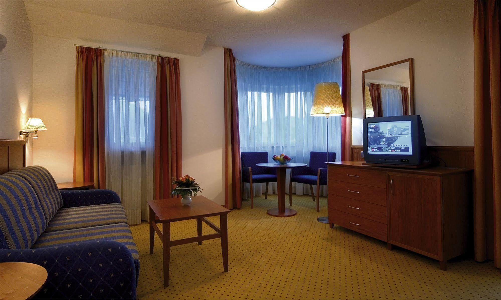 Hotel Millanderhof Брессаноне Экстерьер фото