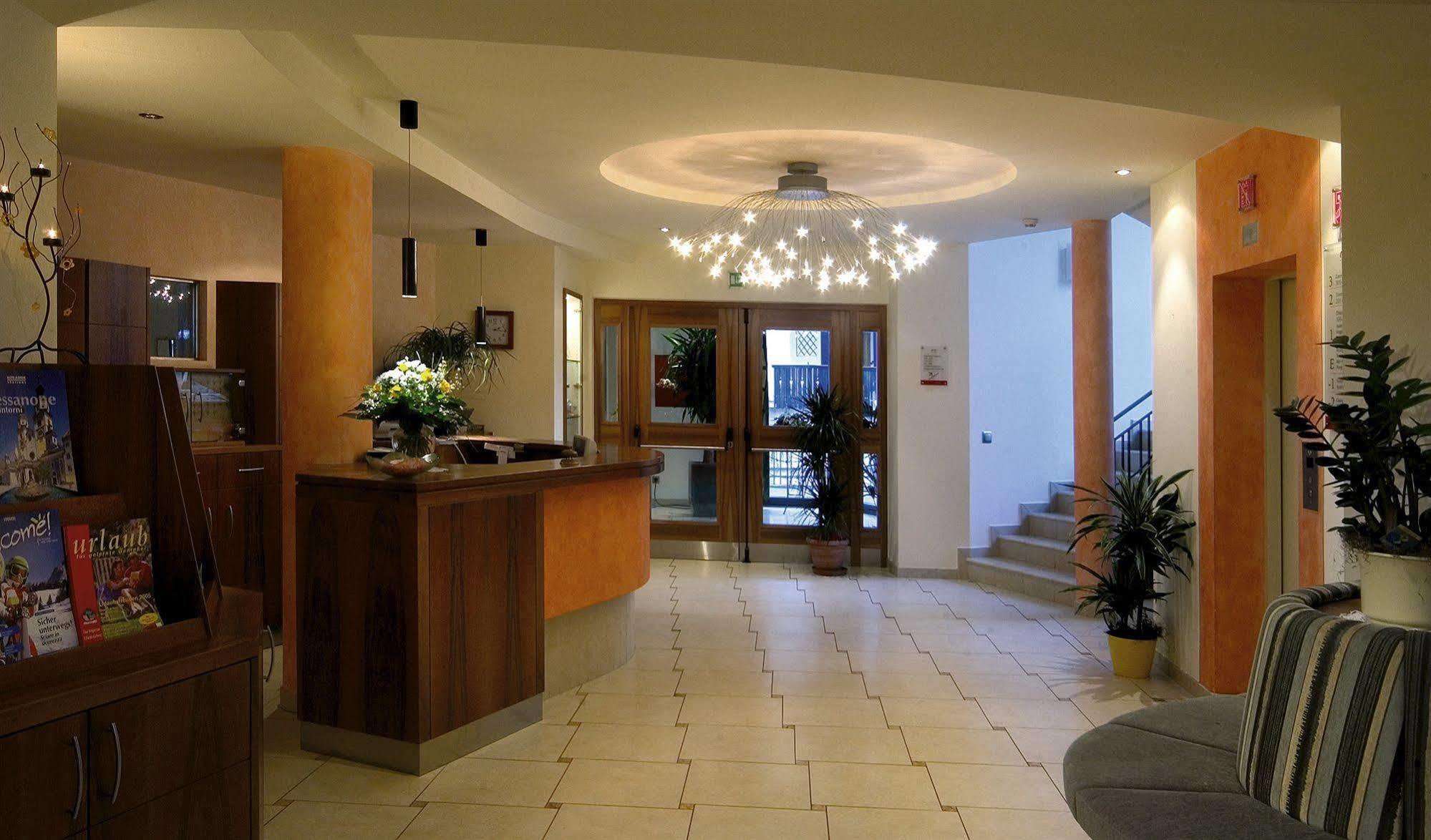 Hotel Millanderhof Брессаноне Экстерьер фото